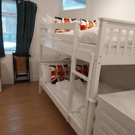 Stay In Edgware Road Guesthouse ลอนดอน ภายนอก รูปภาพ