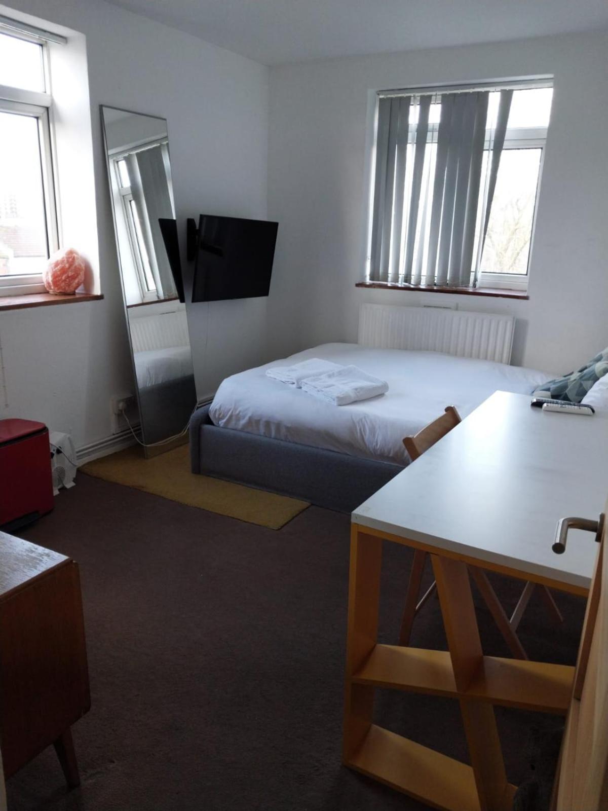 Stay In Edgware Road Guesthouse ลอนดอน ภายนอก รูปภาพ